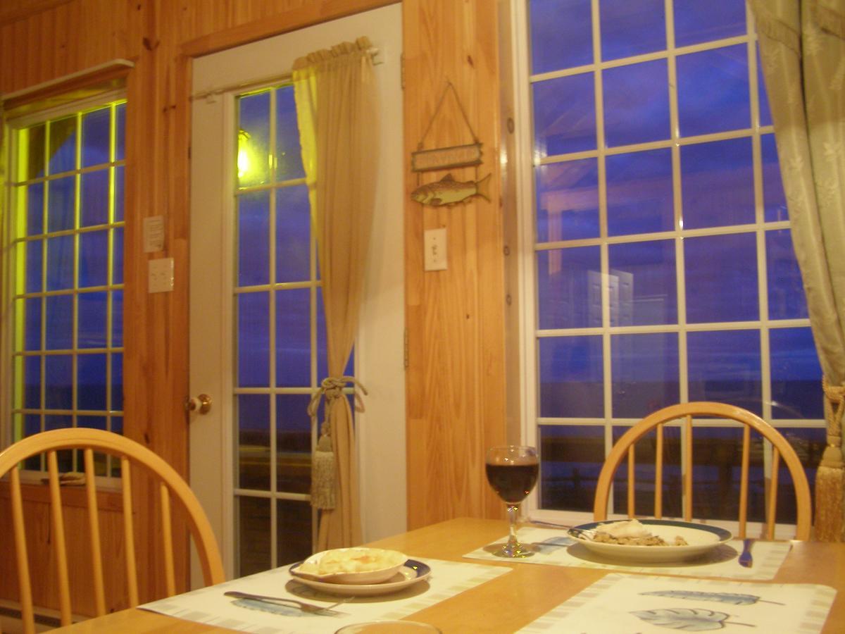 Les Chalets Brise-de-Mer Sainte-Therese-de-Gaspe Eksteriør bilde